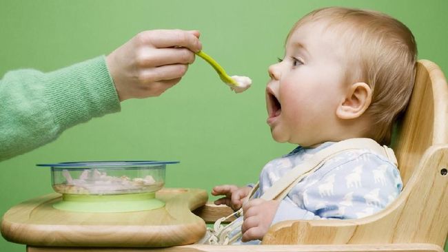  Resep  MPASI Bubur  Nasi  Ayam Brokoli Ajari Anak Makan 