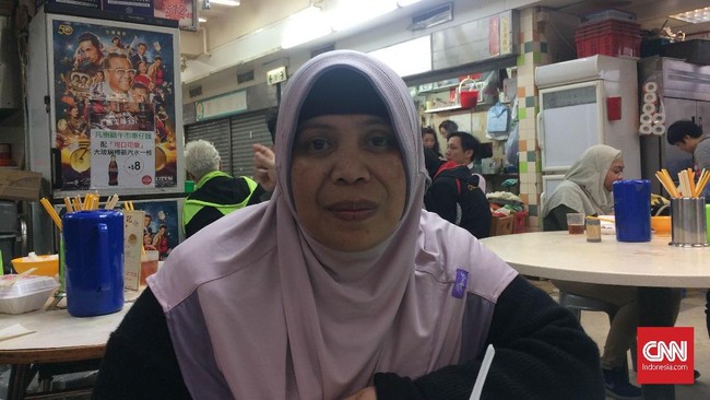 Seorang buruh migran di Hong Kong Ela Muliawijaya mengaku mendapat gaji Rp8 juta per bulan dari kerjaannya sebagai asisten rumah tangga di negara tersebut.