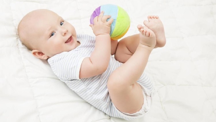 20 Nama Bayi Laki-laki Terinspirasi Bintang Sepakbola Dunia Ayah Bunda gemar nonton sepakbola? Deretan nama bintang sepakbola berikut ini bisa banget jadi inspirasi memberi nama bayi laki-laki.