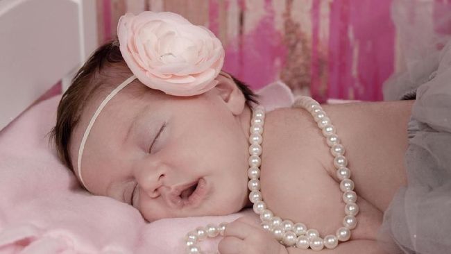 30 Inspirasi Nama Bayi Perempuan Dengan Arti Mutiara