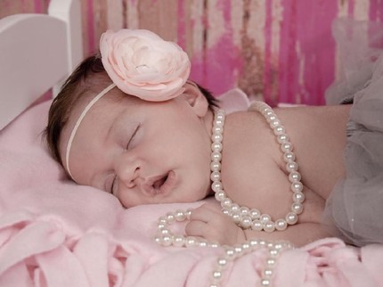 30 Inspirasi Nama Bayi Perempuan dengan Arti Mutiara