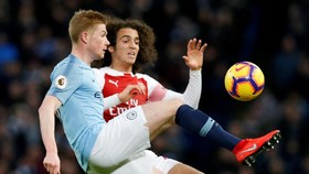 Aguero Dua Gol, Man City Unggul Atas Arsenal di Babak I