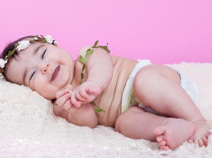 175 Nama Bayi Perempuan Awalan D Modern, Islami dan Penuh Makna Beserta Artinya