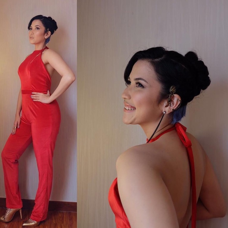 Masuki Usia 31 Tahun, Intip 6 Gaya Kece Dinda Kanya Dewi Genap berusia 31 tahun, berikut Inserlive rangkum gaya kece dari Dinda Kanya Dewi. Dinda dikenal kerap tampil tomboy namun ia juga bisa tampil dengan feminin.