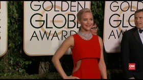 VIDEO: Jennifer Lawrence dan Kekasih Resmi Bertunangan