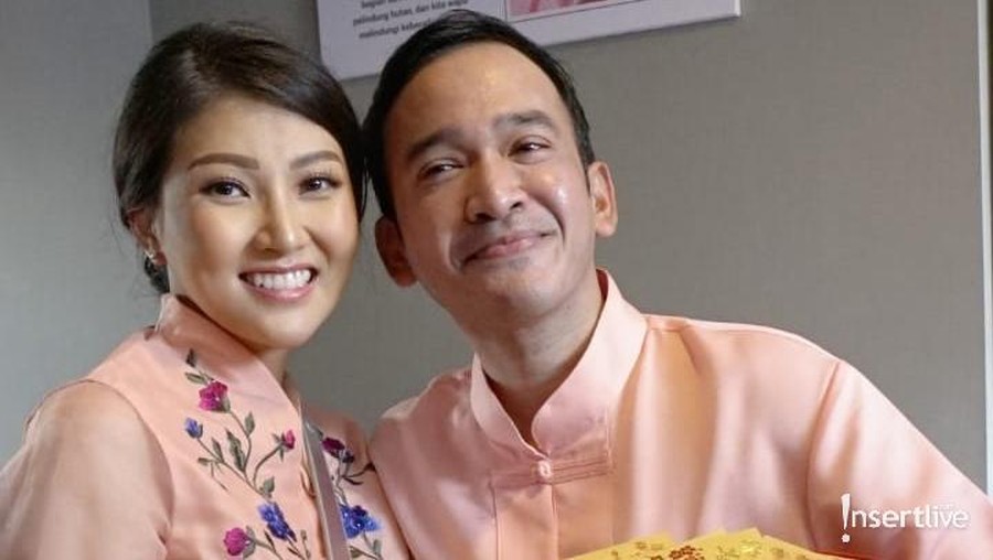 Sarwendah Lahiran di Singapura, Agar Tak Diganggu? Memilih Singapura sebagai tempat lahiran Sarwendah, apakah Ruben Onsu tidak ingin ada yang menggangunya?
