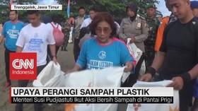 Perangi Sampah Plastik, Begini Aksi Menteri Susi!