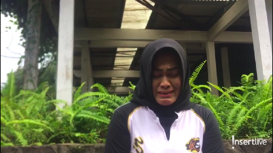 Sri Wulansih mengaku kecewa mendengar kabar jika sang anak, Della Perez terjerat kasus prostitusi online.