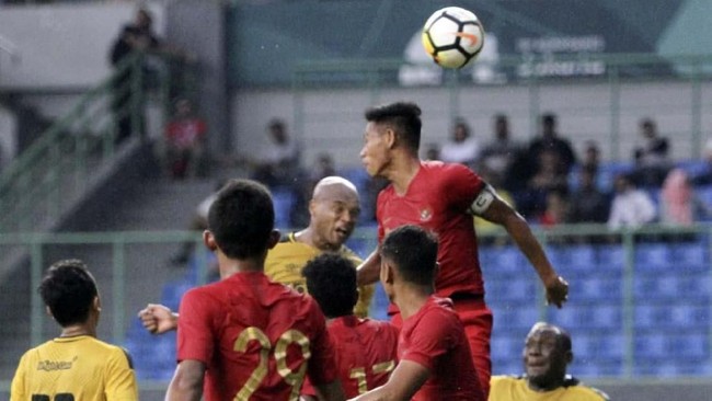 Pelatih Timnas Indonesia U-22, Indra Sjafri, menyebut bakal kembali mencoret beberapa pemain usai hasil imbang melawan Bhayangkara FC, Rabu (6/2).