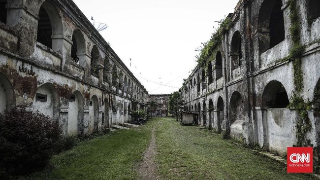 Benteng Pendem di Cilacap menyimpan jejak kolonial unik di bawah tanah dan jadi destinasi menarik saat libur Lebaran.