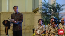 Jokowi Lantik Khofifah-Emil dan Pengganti Zumi Zola Sore Ini