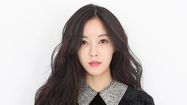 Pamer Cincin Berlian di Jari Manis, Hyomin T-ARA Diisukan Tunangan
