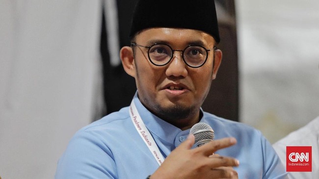 Prabowo Tunjuk Dahnil Jadi Jubir, Netizen Ucap 'Innalillahi' Ketua Umum Partai Gerindra Prabowo Subianto menunjuk mantan Ketua PP Pemuda Muhammadiyah Dahnil Anzar Simanjuntak sebagai juru bicaranya.