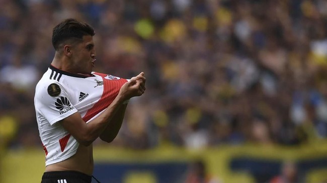 Gelandang muda River Plate Exequiel Palacios menolak tawaran bergabung dengan Real Madrid dan sejumlah klub besar Eropa.