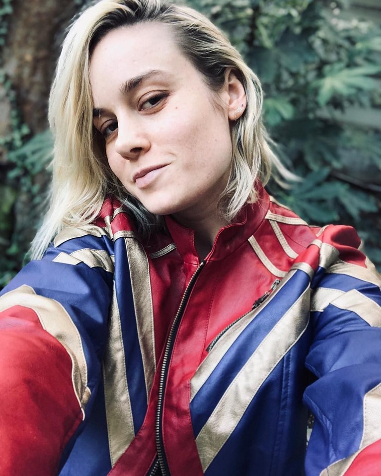 6 Potret Brie Larson, Superhero Wanita Pertama Marvel Studios Film Captain Marvel akan segera tayang pada 8 Maret mendatang. Sosok Captain Marvel sendiri diperankan oleh Brie Larson, pemenang Aktris Terbaik Oscar 2016.