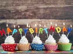 75 Ucapan Ulang Tahun Bahasa Inggris: Lucu hingga Bermakna