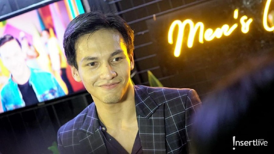 Jefri Nichol berencana untuk melanjutkan kariernya di belakang layar sebagai sutradara.
