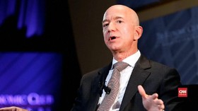 VIDEO: CEO Amazon Hadapi Tabloid yang Coba Memerasnya