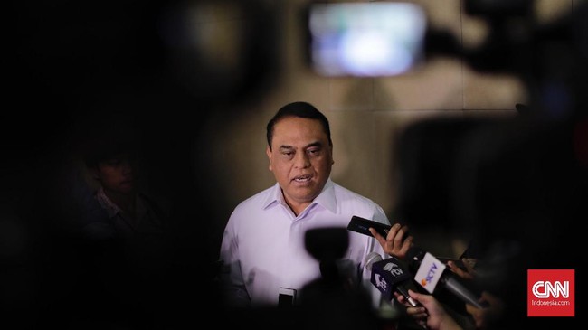 Ketua Dewan Pembina Persija Jakarta Syafruddin meminta Satuan Tugas Anti Mafia Bola mengusut perusak dokumen Persija.