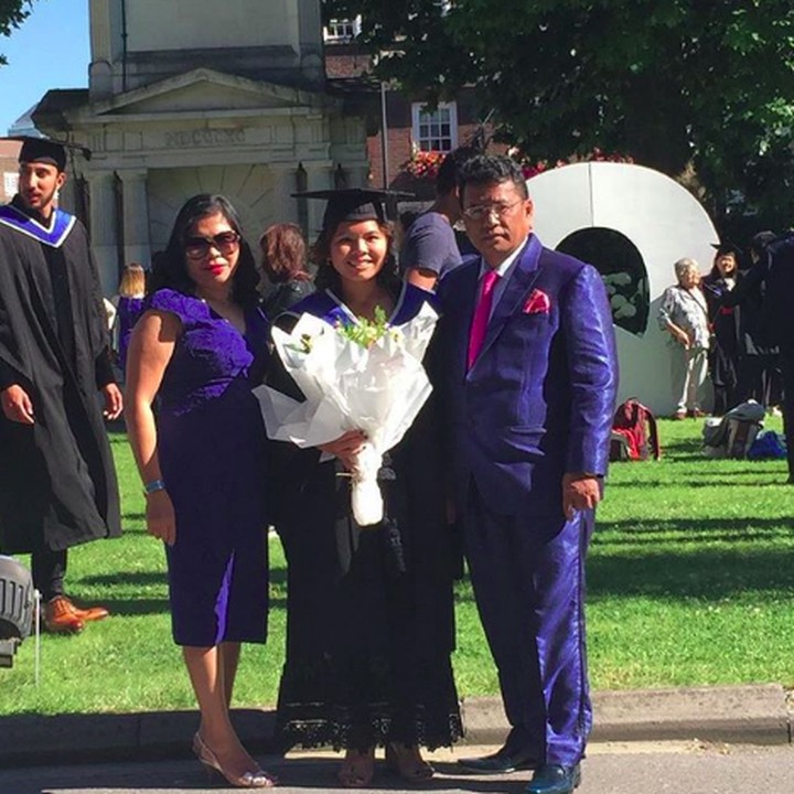 <p>Throwback ketika Felicia lulus kuliah. Pakai baju warna senada dengan baju toga. Felicia merampungkan kuliahnya di Harvard Law School (Foto: Instagram @hotmanparisofficial)</p>