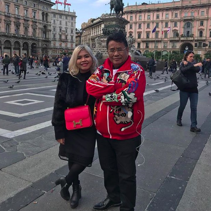 <p>Pengacara <a href="https://hot.detik.com/celeb/d-4417562/sebut-meriam-bellina-cinta-terbesar-hotman-paris-tak-mau-balikan" target="_blank">Hotman Paris Hutapea</a> memiliki tiga orang anak, Frank, Felicia, dan Fritz. Kali ini Hotman bersama Felicia, putri satu-satunya. (Foto: Instagram @hotmanparisofficial)</p>