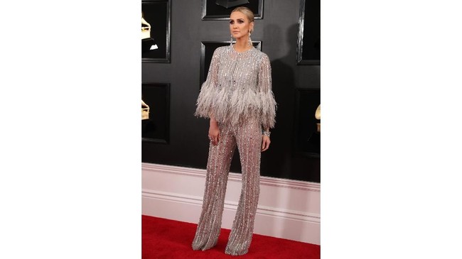 FOTO: Selebriti 'Berbulu' dan 'Mengembang' di Grammy Awards