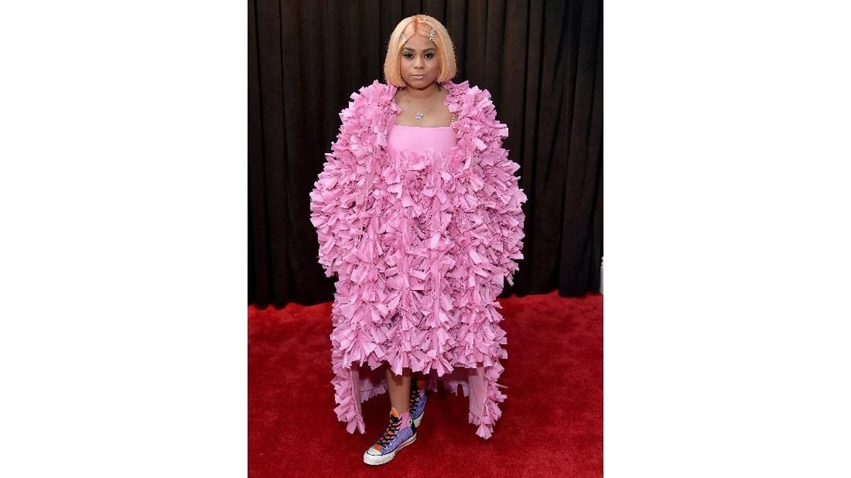 FOTO: Selebriti 'Berbulu' dan 'Mengembang' di Grammy Awards