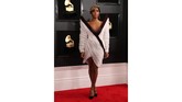 FOTO: Selebriti Berbusana Terburuk di Grammy Awards 2019 Tak cuma yang berbusana terbaik, di panggung Grammy Awards 2019 ada juga selebriti yang berbusana terburuk dan aneh.
