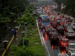 Waspada Potensi Hujan di Jaksel-Jaktim pada Siang dan Sore Ini
