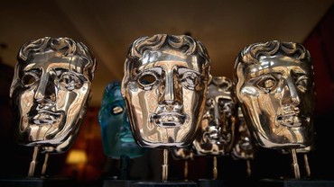 img-title Ikuti Jejak Oscar, BAFTA 2021 Diundur Hingga April