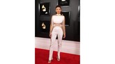 FOTO: Selebriti Berbusana Terburuk di Grammy Awards 2019 Tak cuma yang berbusana terbaik, di panggung Grammy Awards 2019 ada juga selebriti yang berbusana terburuk dan aneh.