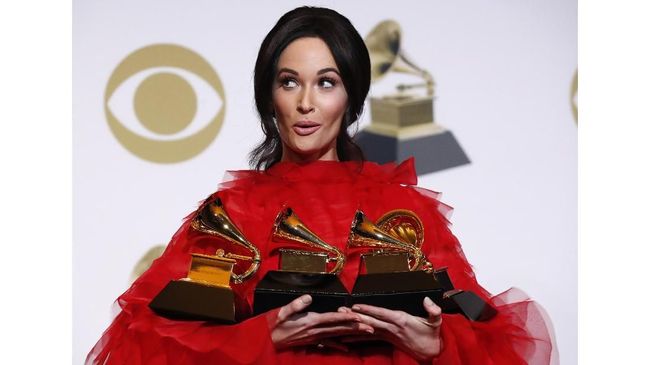 Peraih Album of the Year Grammy Awards 2019, Kacey Musgraves dilaporkan akan muncul di acara Piala Oscar 2019 yang berlangsung pada Minggu (24/2).