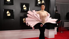 'Balik' ke Instagram, Cardi B Umumkan Duet Bareng Bruno Mars