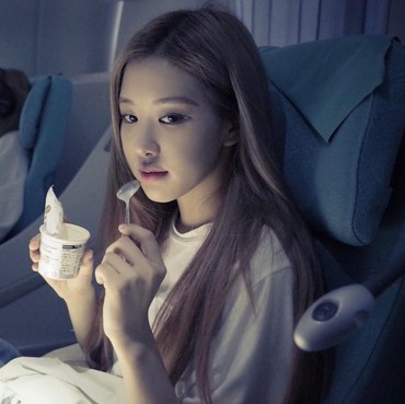 Rose BLACKPINK Cover Lagu Natal Klasik Disambut Meriah BLINK