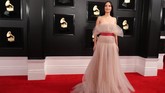 FOTO: Selebriti Berbusana Terbaik di Grammy Awards 2019 Tak masalah kalau Grammy Awards 2019 tak dihadiri oleh selebriti top, namun ajang ini tetap menjadi panggung busana luar biasa dengan busana terbaik.