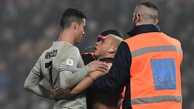 FOTO: Ronaldo Menggila, Juventus Unggul 11 Poin di Serie A