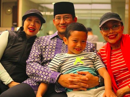 Sandiaga Uno, Si 'Anak Mami' Kebanggaan Keluarga
