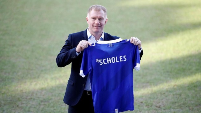 Legenda Manchester United, Paul Scholes, minta maaf kepada para penggemarnya setelah mendapat sanksi berupa denda lantaran terlibat berjudi.