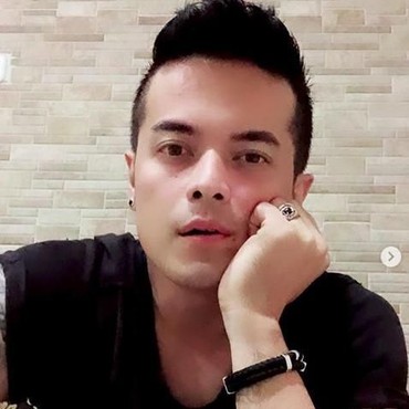 Choky Andriano Diduga Selingkuh dengan Intan Permata, Istri Lepas Cincin Kawin