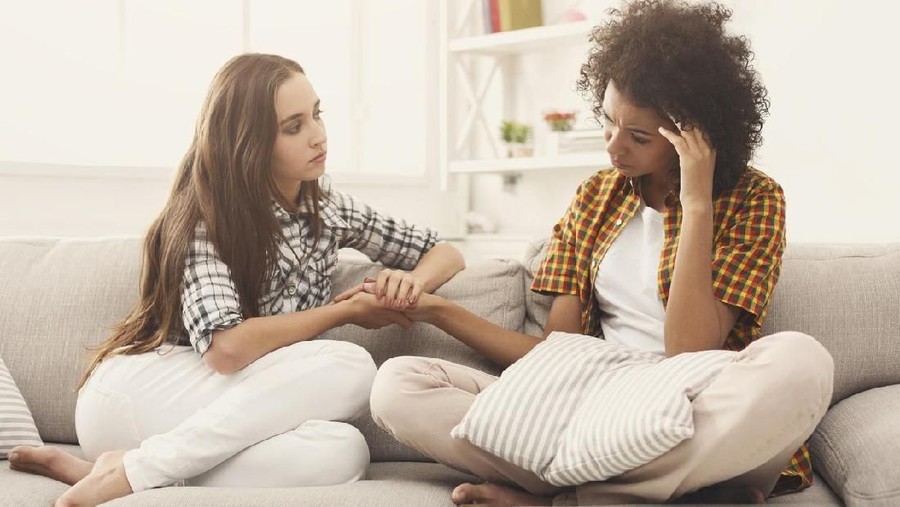 4 Manfaat Bunda Sharing Info Parenting dengan Teman