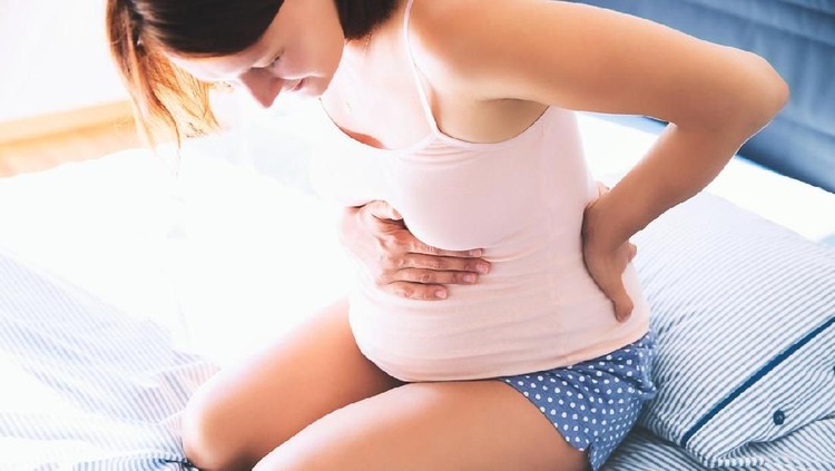 Ibu hamil bisa saja mengalami ambeien yang dialami Romahurmuziy baru-baru ini. Untuk itu, Bun, yuk kenali penyebab dan cara mengatasinya.
