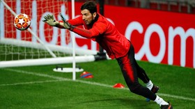 Buffon Masih Ingin Bermain Sampai Usia 80