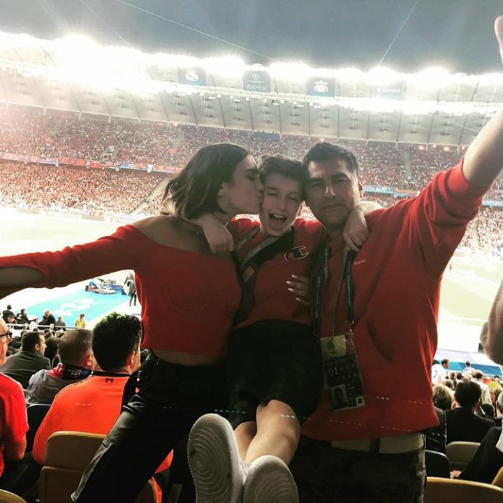 <p>Habis nonton pertandingan apa sih Dua Lipa? Seru banget kayanya. (Foto: Instagram @dualipa)  </p>