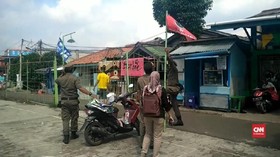 VIDEO: Bawaslu Tertibkan Alat Peraga Kampanye di Halim