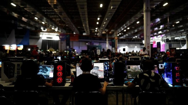 Mobile Marketing Association (MMA) mengungkap enam tren seluer pada 2019 di Indonesia, mulai dari pembayaran digital hingga game mobile.