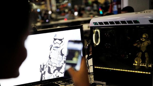 Riset: Kreativitas Remaja Indonesia Berinternet Masih Rendah Berdasarkan survey, nilai kreativitas remaja Indonesia dalam berinternet paling rendah dari unsur lain seperti mencari informasi dan berkomunikasi.