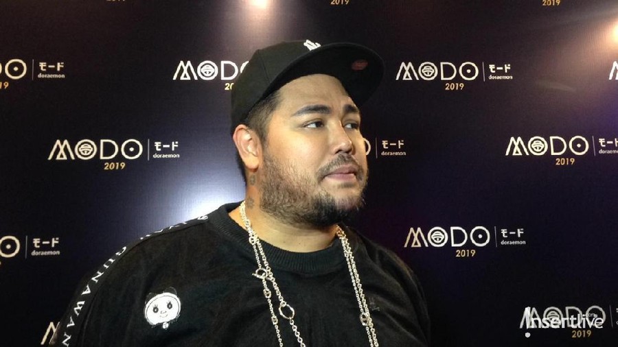 Perancang busana Ivan Gunawan baru saja menggelar MODO Fashion Show dengan menggandeng tokoh komik Jepang, Doraeman. Berikut infonya.