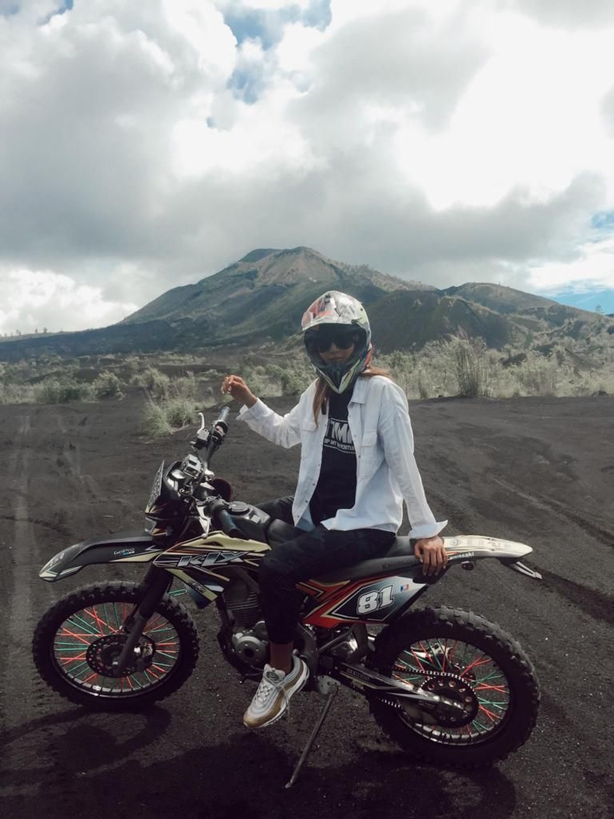 Tim My Trip My Adventure menemukan pantai baru nan indah di Bali yang bernama Diamond Beach&period; Seperti apa sih keseruan mereka&quest; Simak yuk&excl;