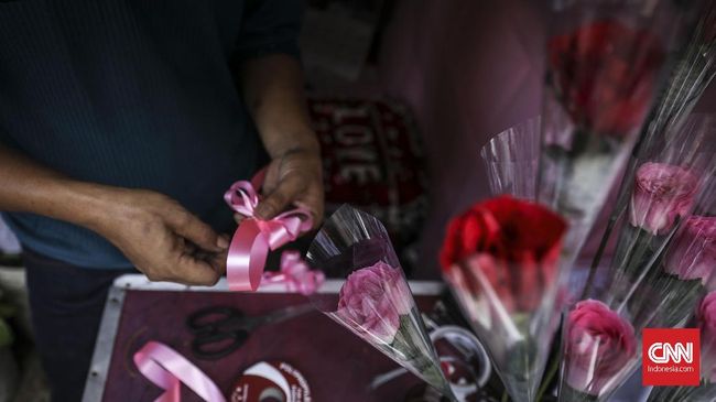 Kenya mengirim banyak cinta di Hari Valentine. Negara itu merupakan salah satu negara pengekspor bunga mawar terbesar di dunia.