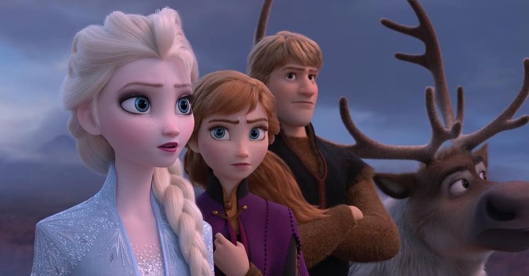 Sebelum menyaksikan film Frozen II, ada baiknya Insertizen tahu lima fakta tersembunyi yang dilakukan Elsa, Anna, dan kawan-kawan saat berpetualang.